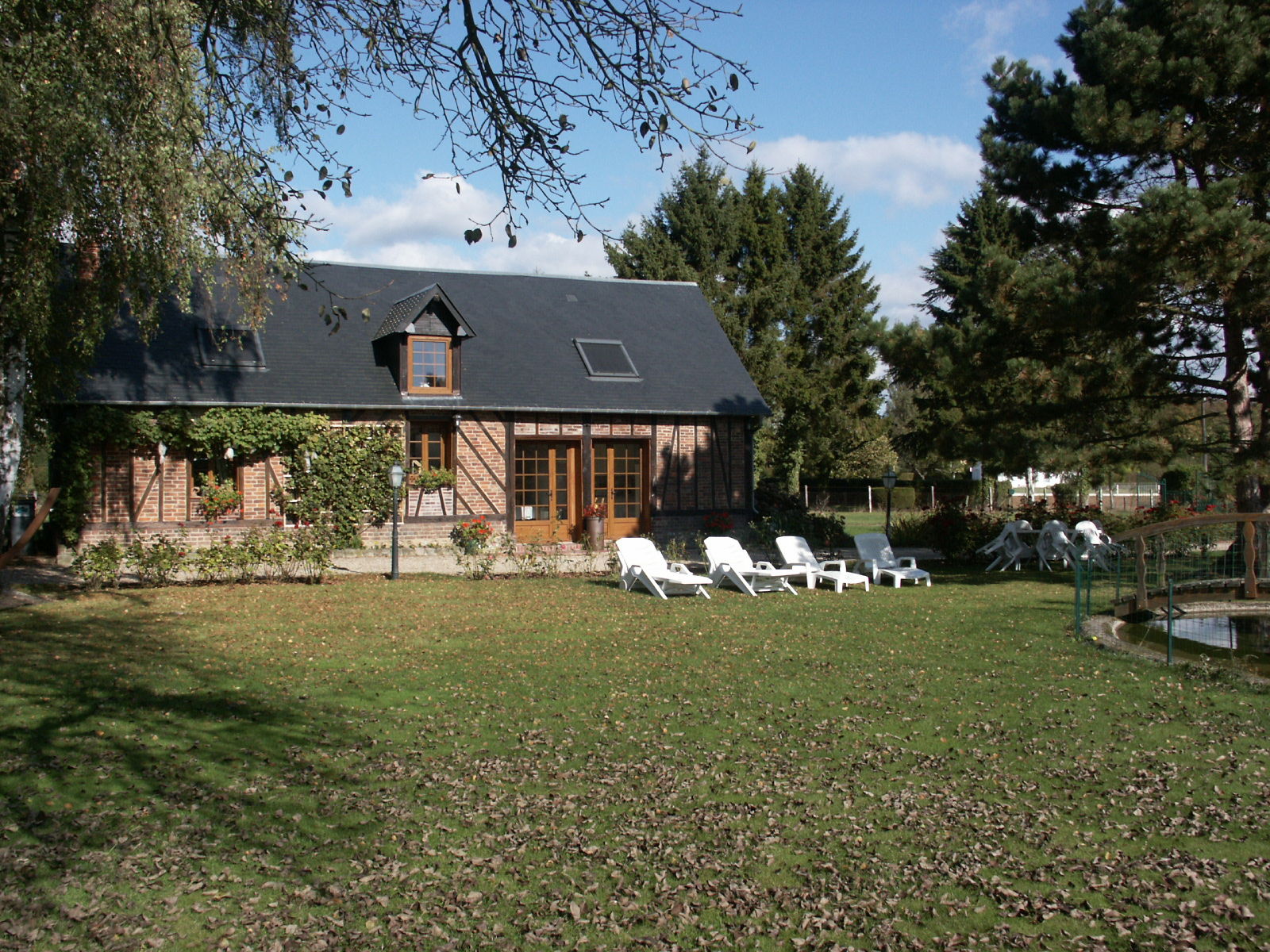 Unabhängiges Studio Le Thuit-Signol 94330