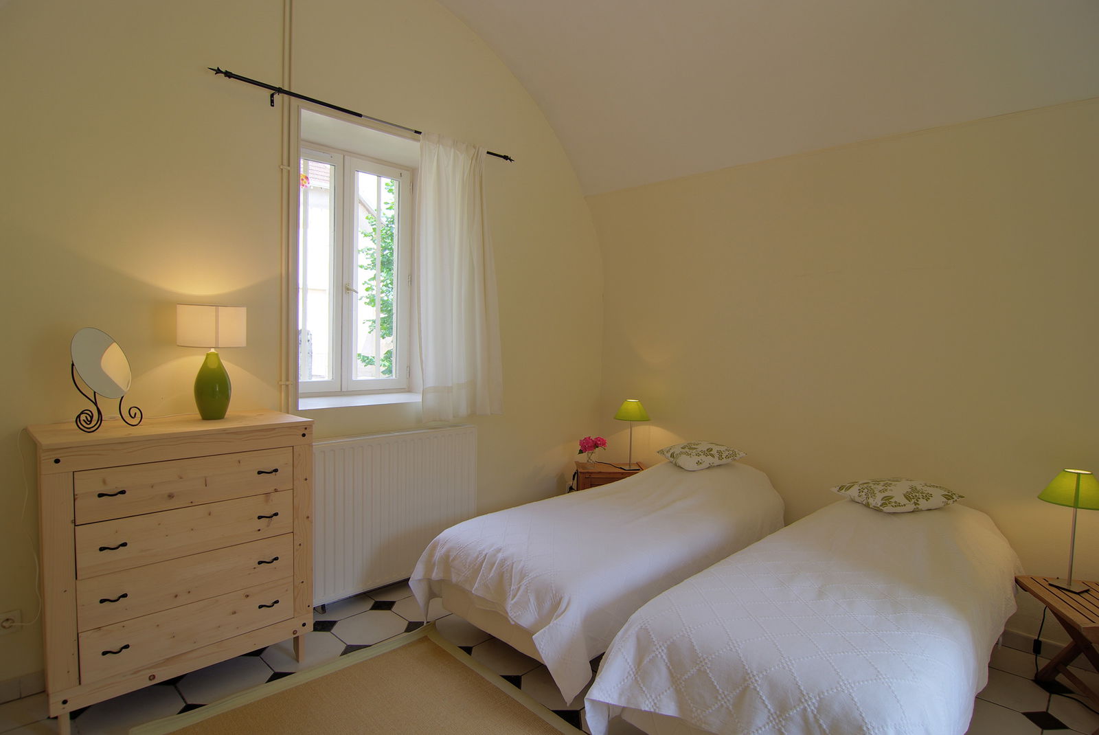 Logement Entier Collonges-lès-Bévy 108780