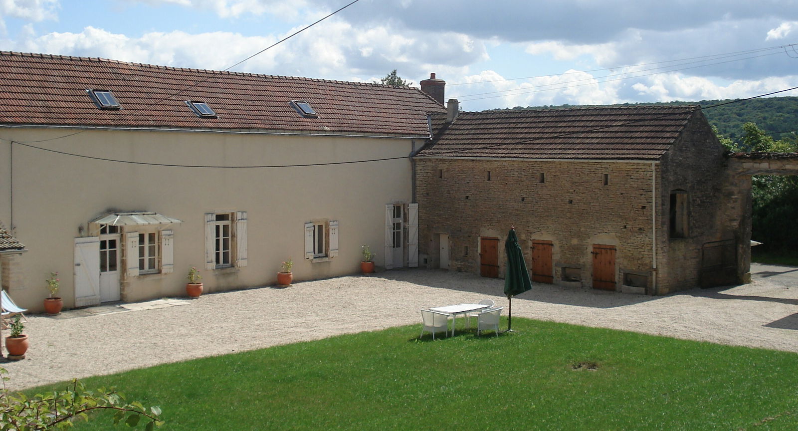 Logement Entier Collonges-lès-Bévy 108780