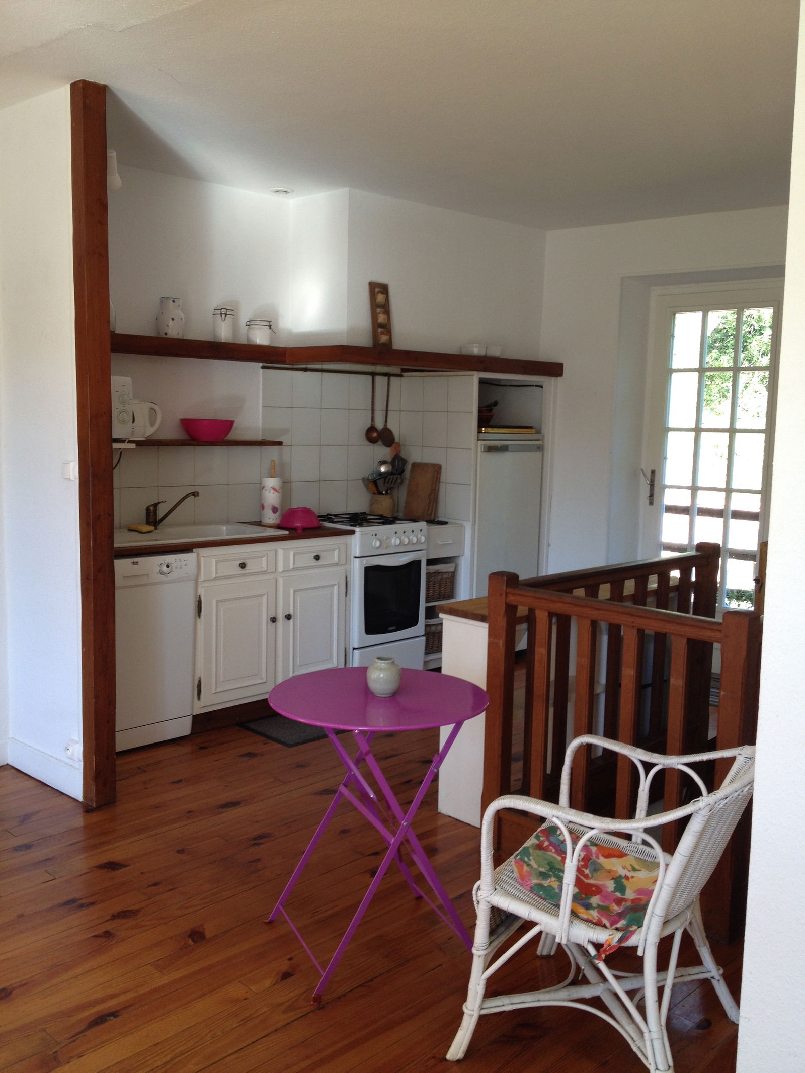 Entire Home Escoutoux 96980