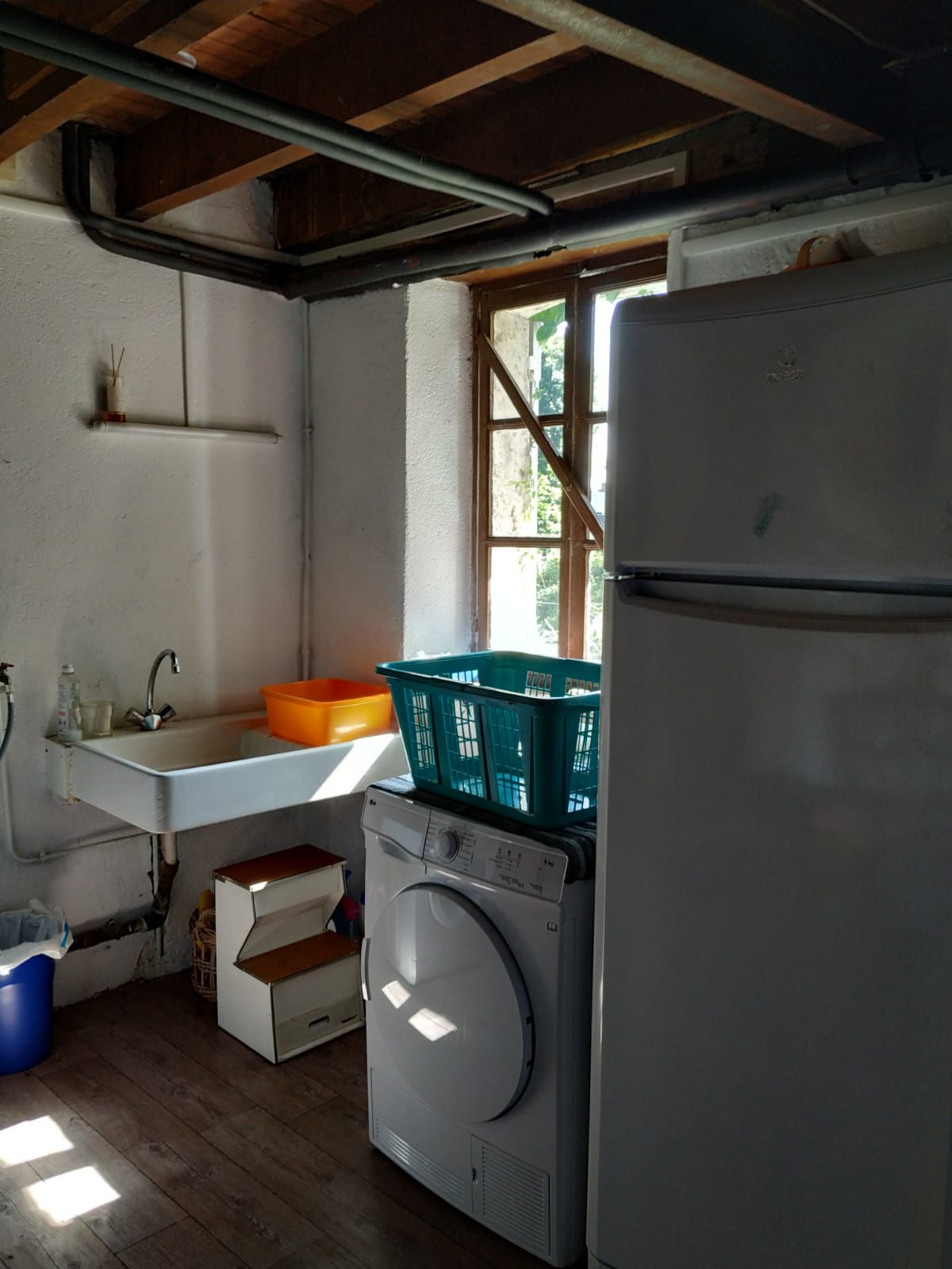 Entire Home Escoutoux 96980