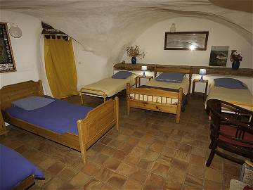 Chambre À Louer Saint-Jean-De-Buèges 96619