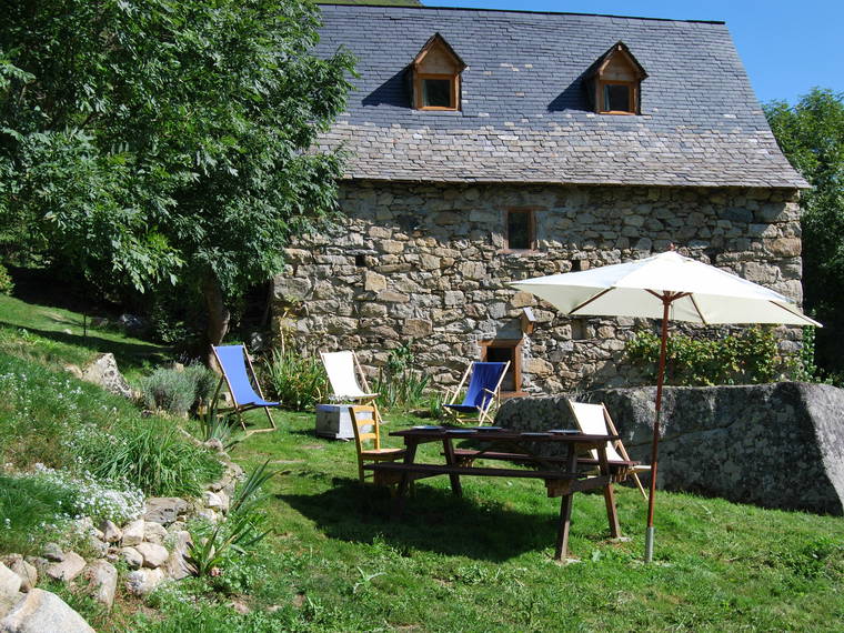 Homestay Estaing 97145