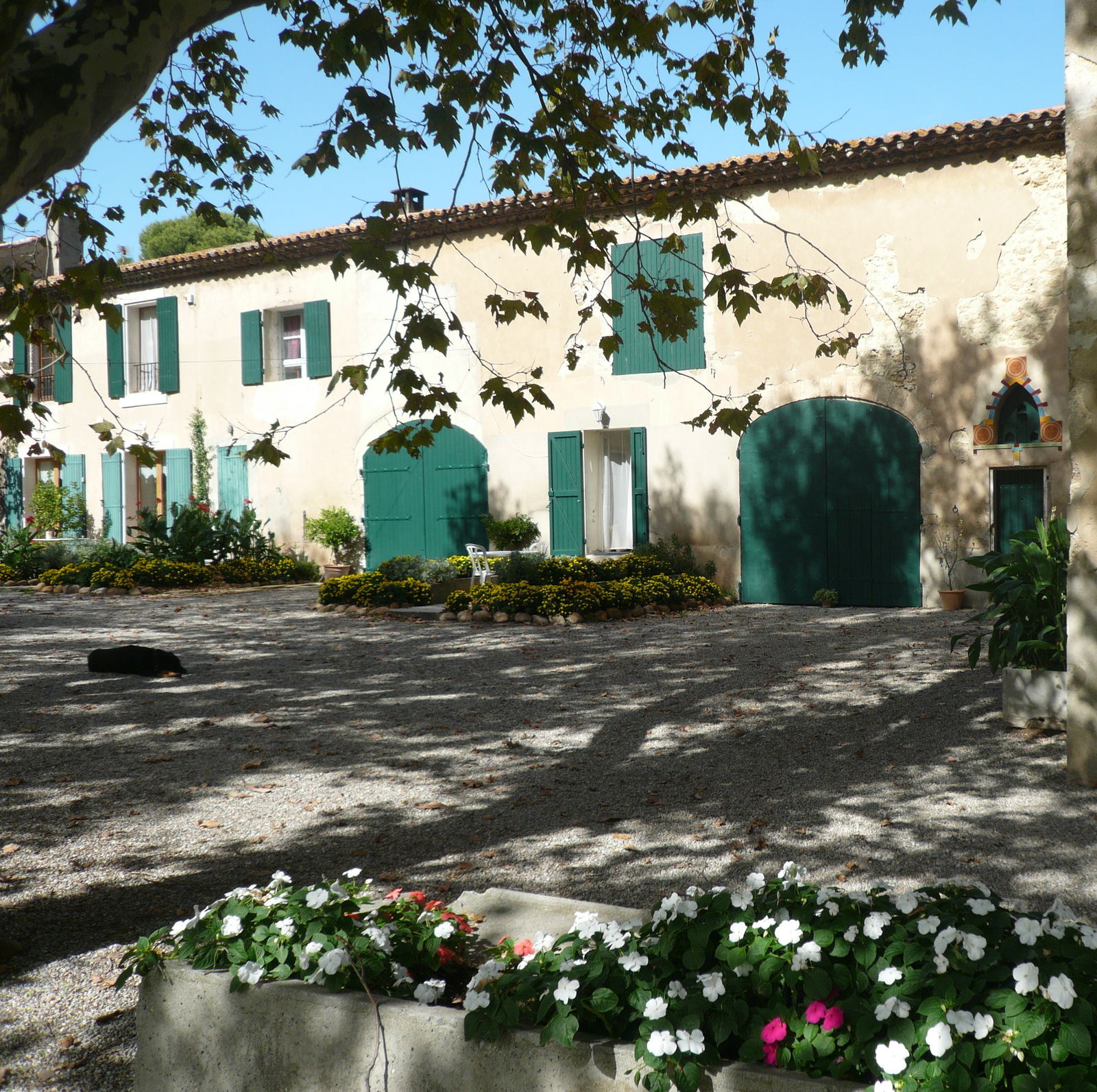 Unabhängiges Studio Istres 41206