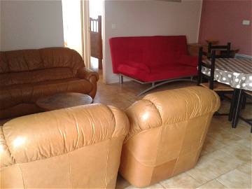 Studio For Rent Balsièges 121209-2