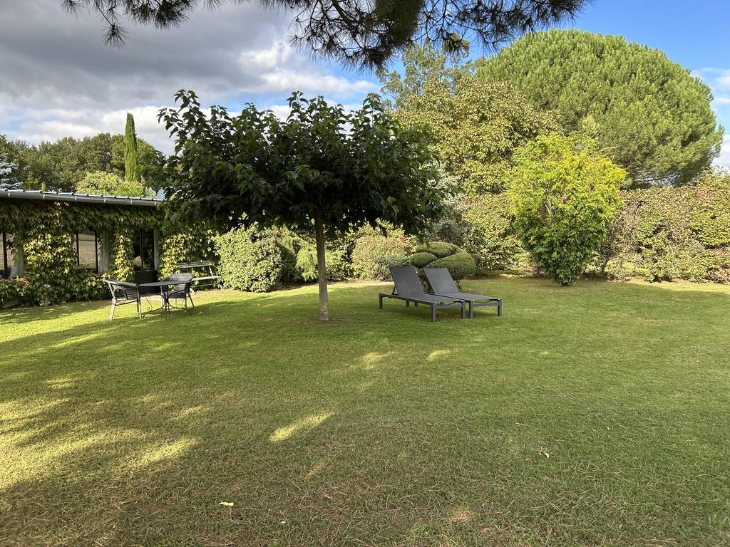 Entire Home Lorris 45377-1