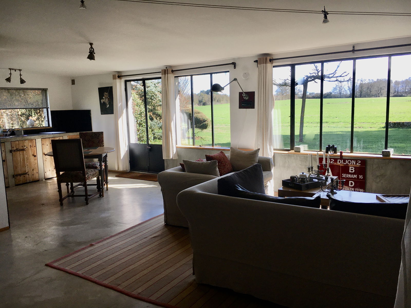 Onofhängeg Studio Lorris 45377