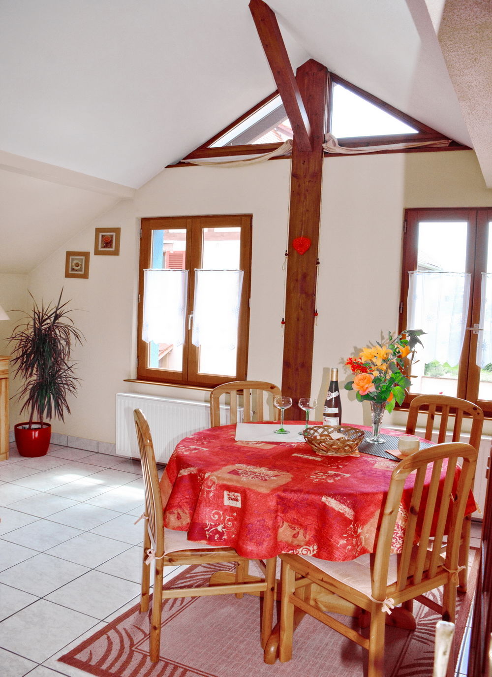 Independent Studio Bergheim 186122