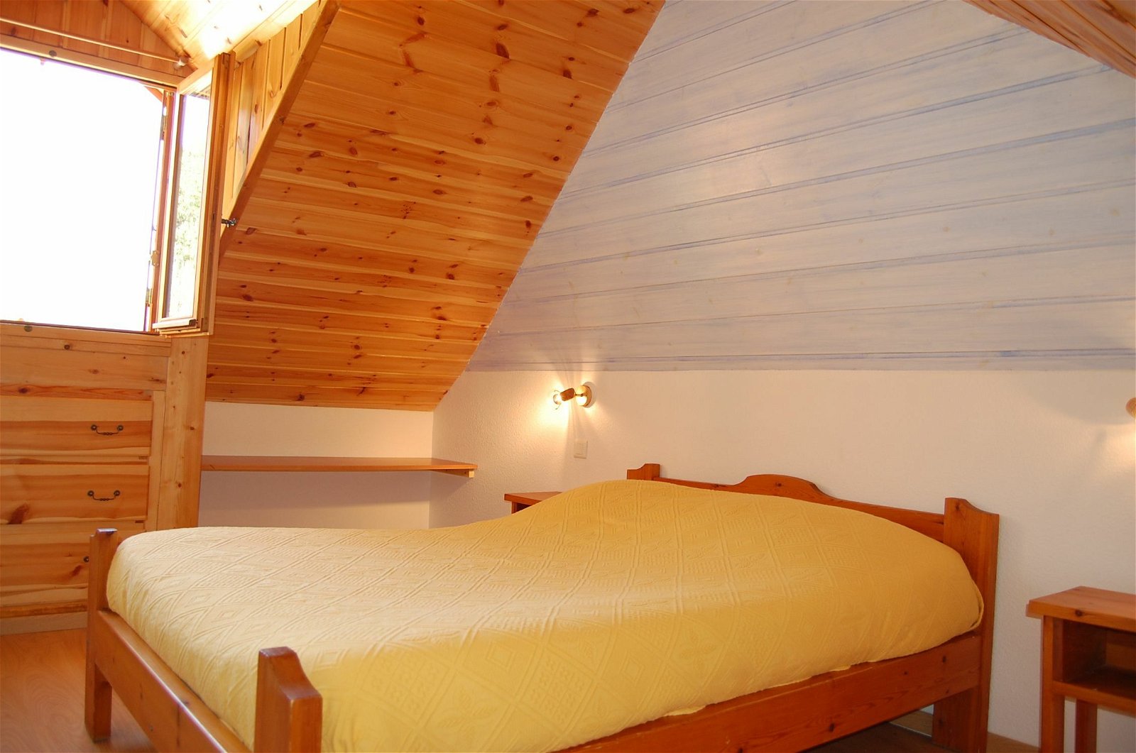 Studio Indépendant Châteauroux-les-Alpes 134244