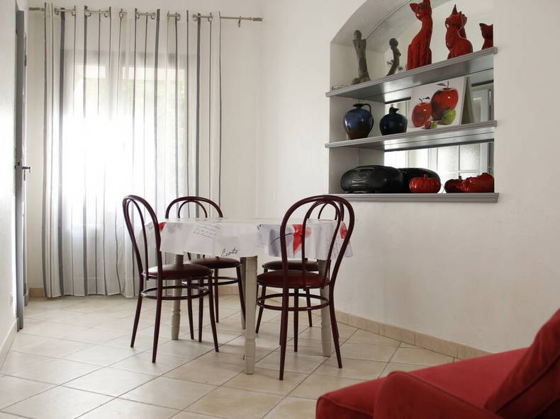 Toda La Casa Robion 77631-4