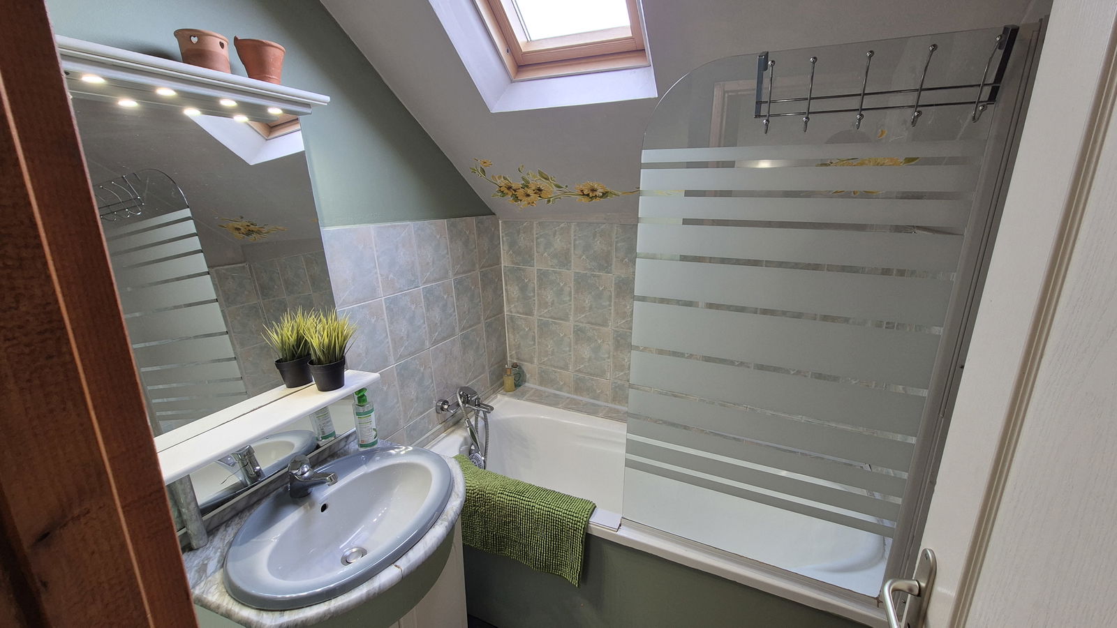 Entire Home Château-Thierry 236250