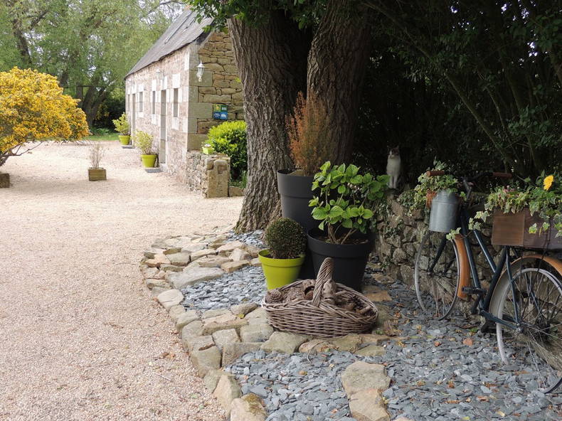 Entire Home Ploumilliau 40204-2