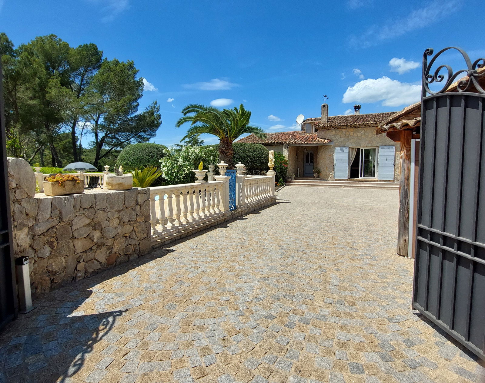 Logement Entier Peymeinade 219847