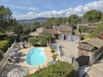 Roomlala | GITE LES PINS Swimming pool Garden Wifi quiet