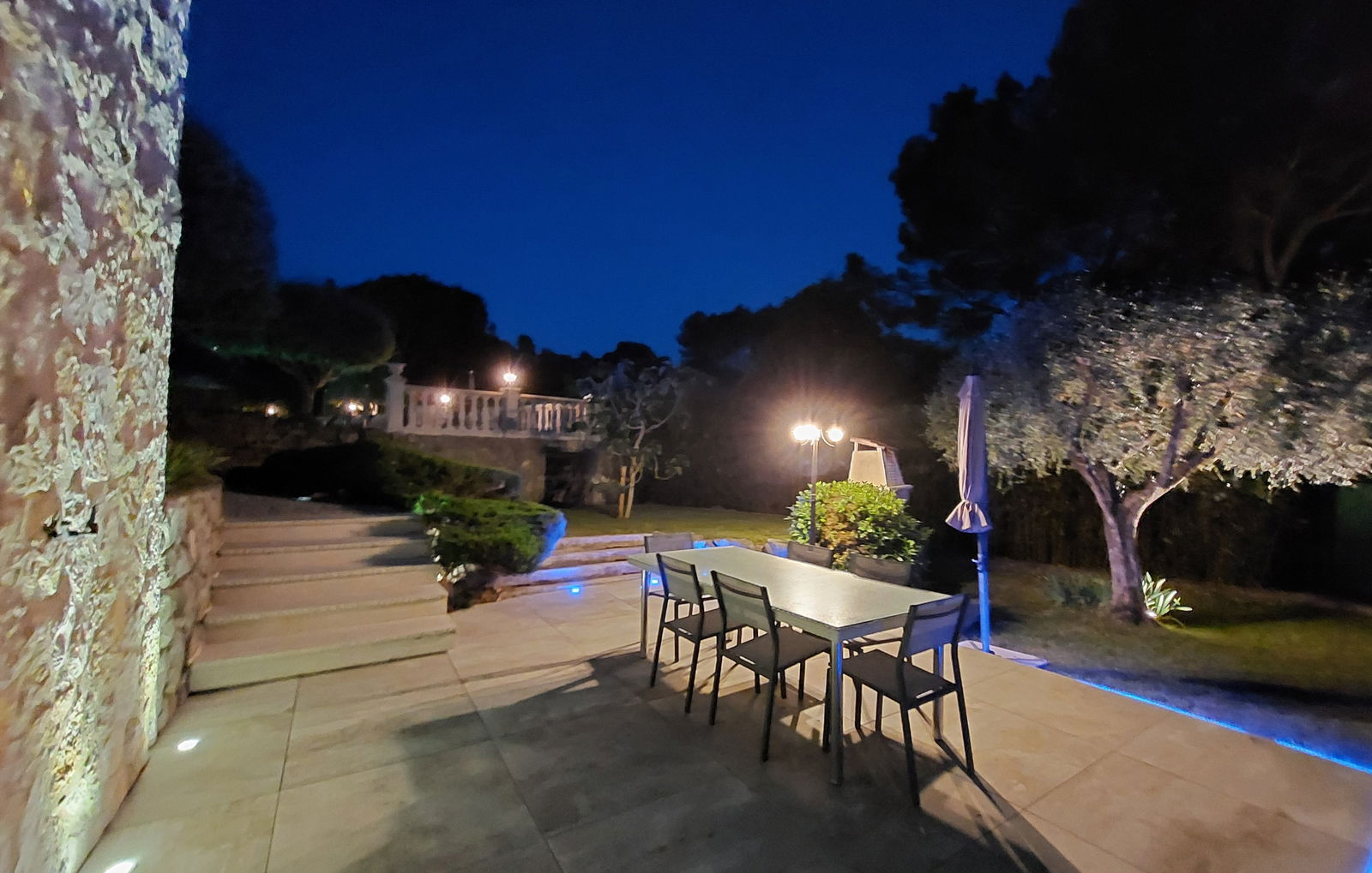 Onafhankelijke Studio Peymeinade 219847