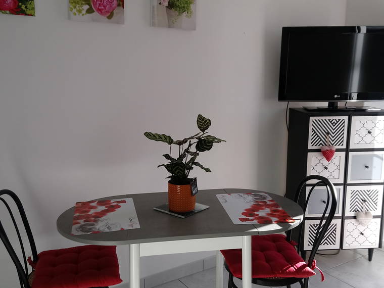 Homestay Vallières-les-Grandes 471828