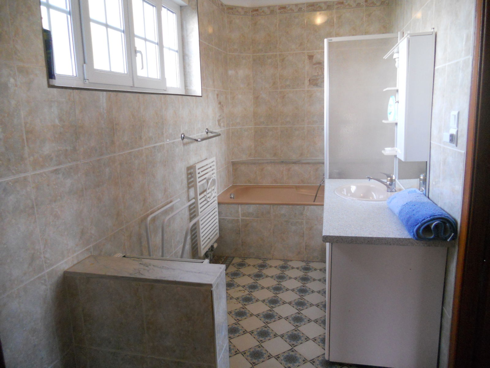 Onofhängeg Studio Létricourt 35913