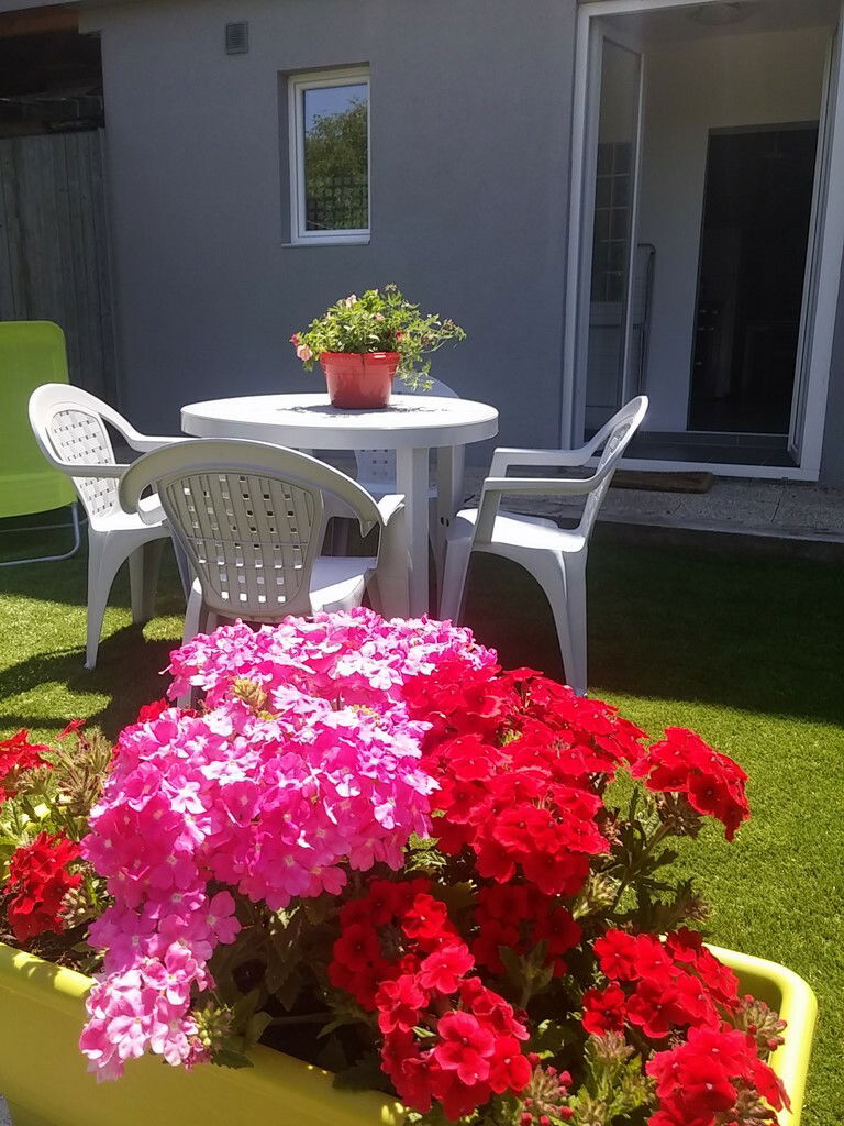 Onofhängeg Studio Esboz-Brest 127572