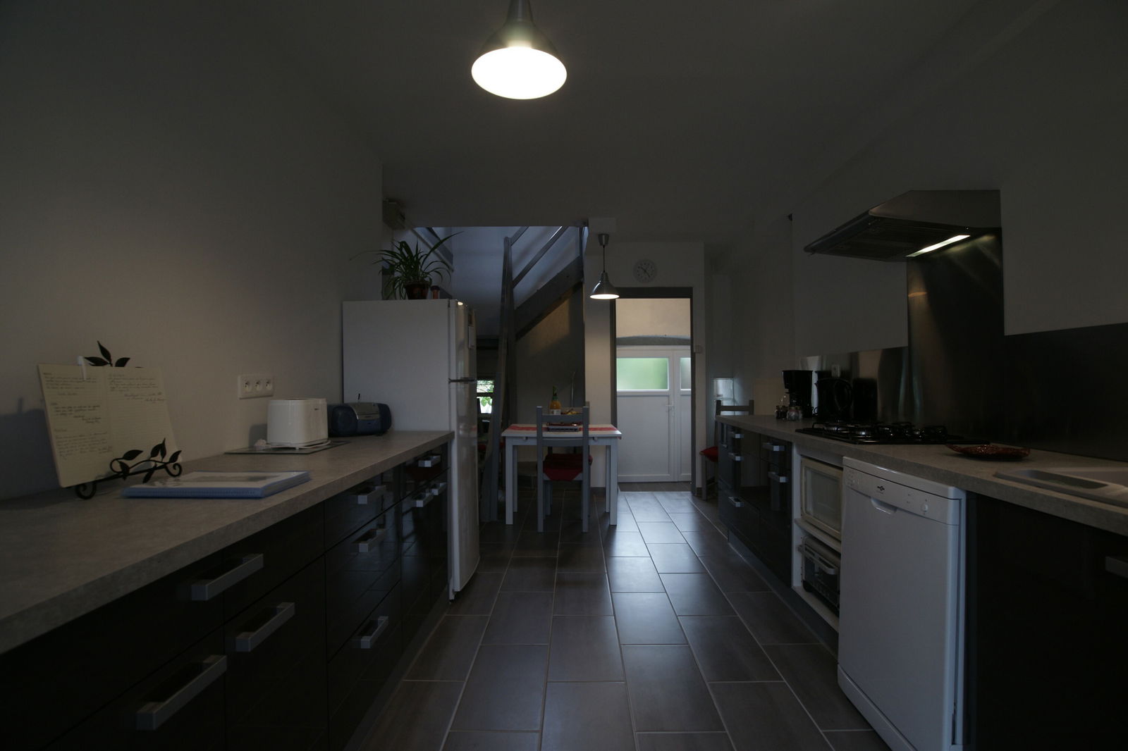 Onofhängeg Studio Esboz-Brest 127572