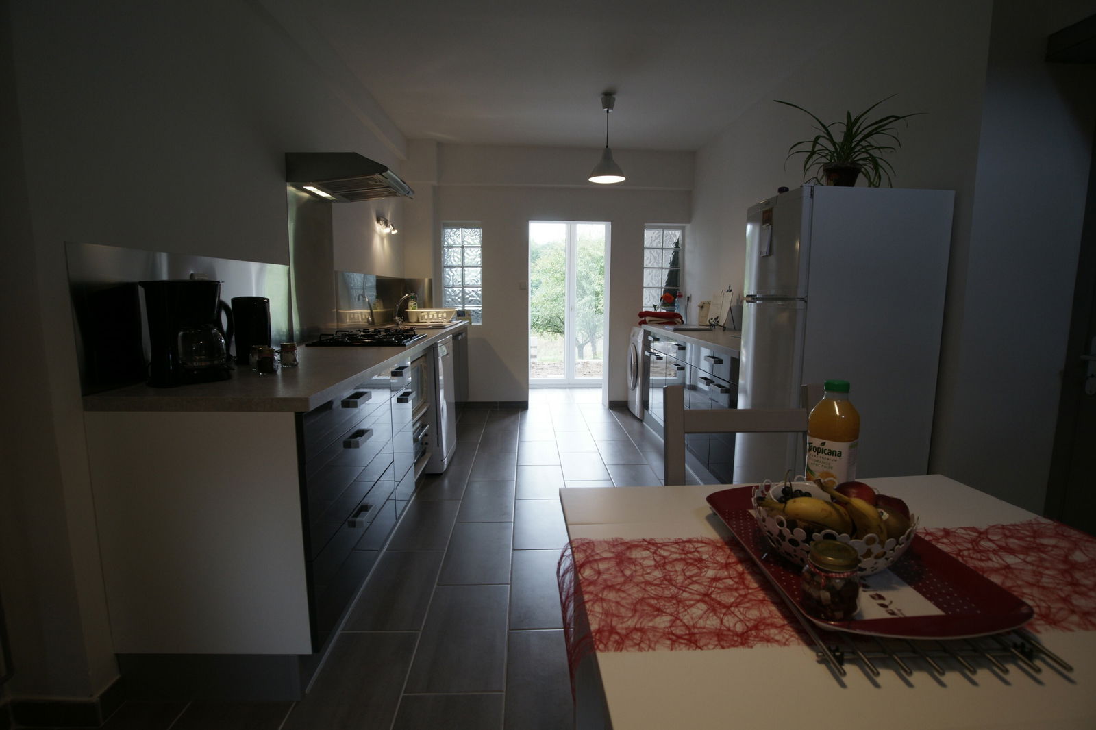 Onofhängeg Studio Esboz-Brest 127572