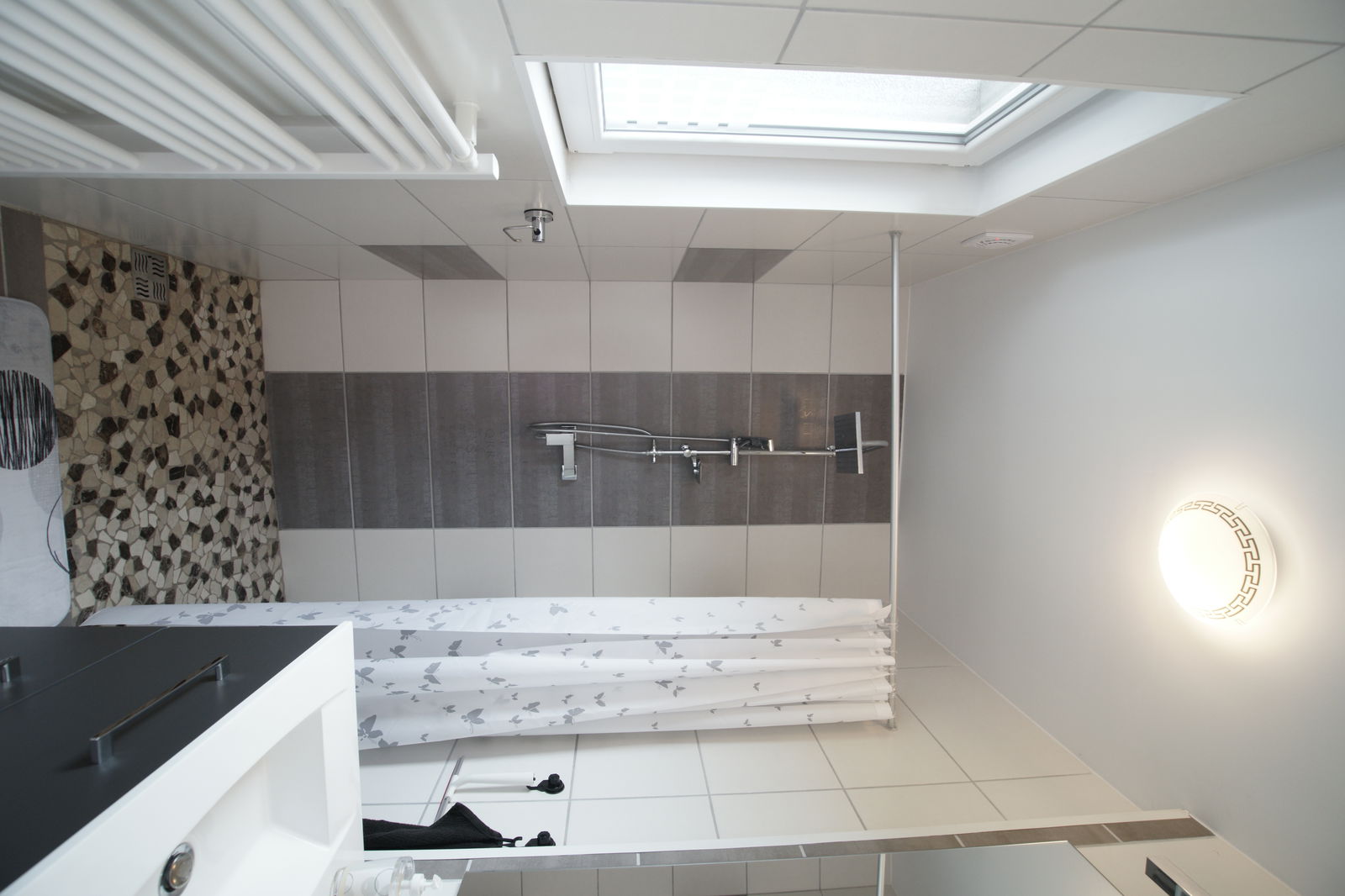 Onofhängeg Studio Esboz-Brest 127572