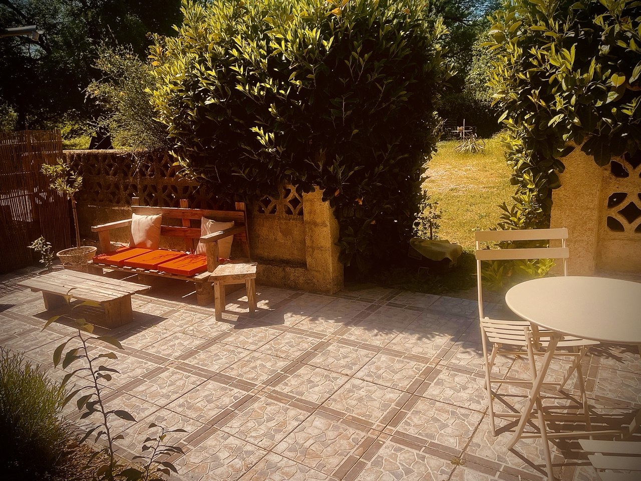 Hele Woning Bazac 82256