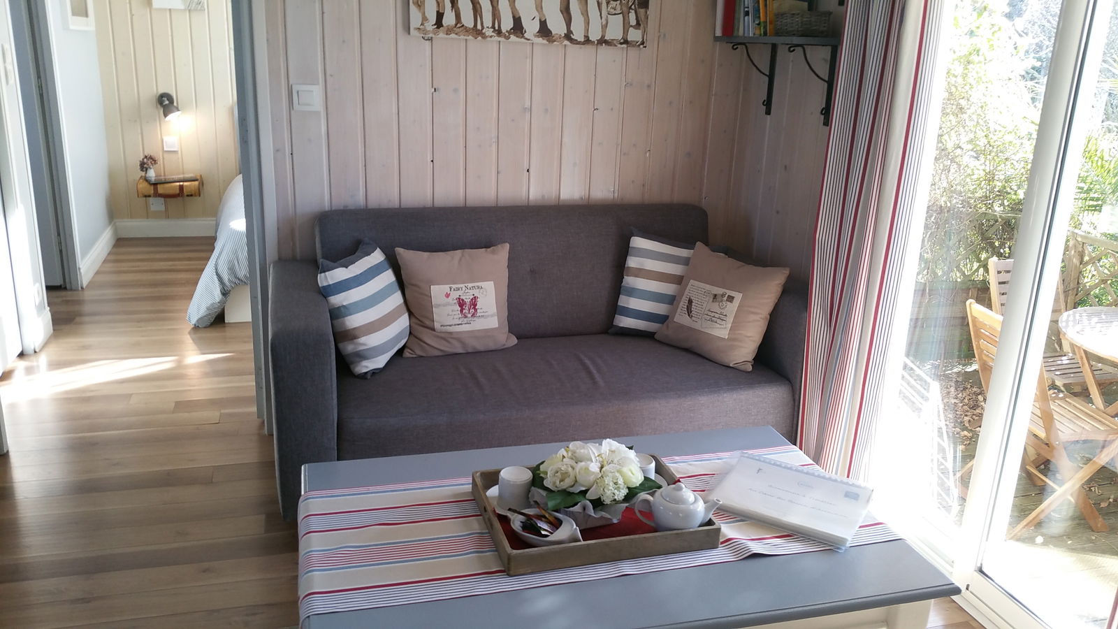 Oberoende Studio Lanton 10724
