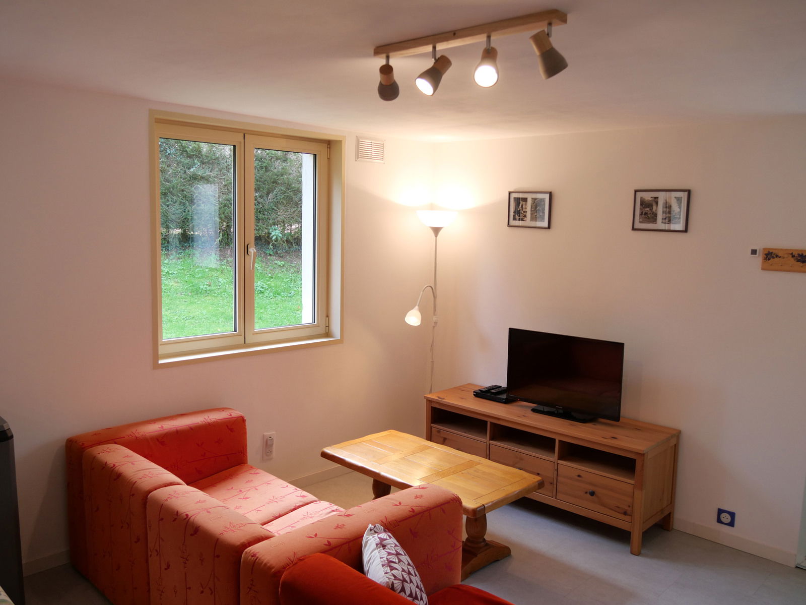 Unabhängiges Studio Taintrux 239779