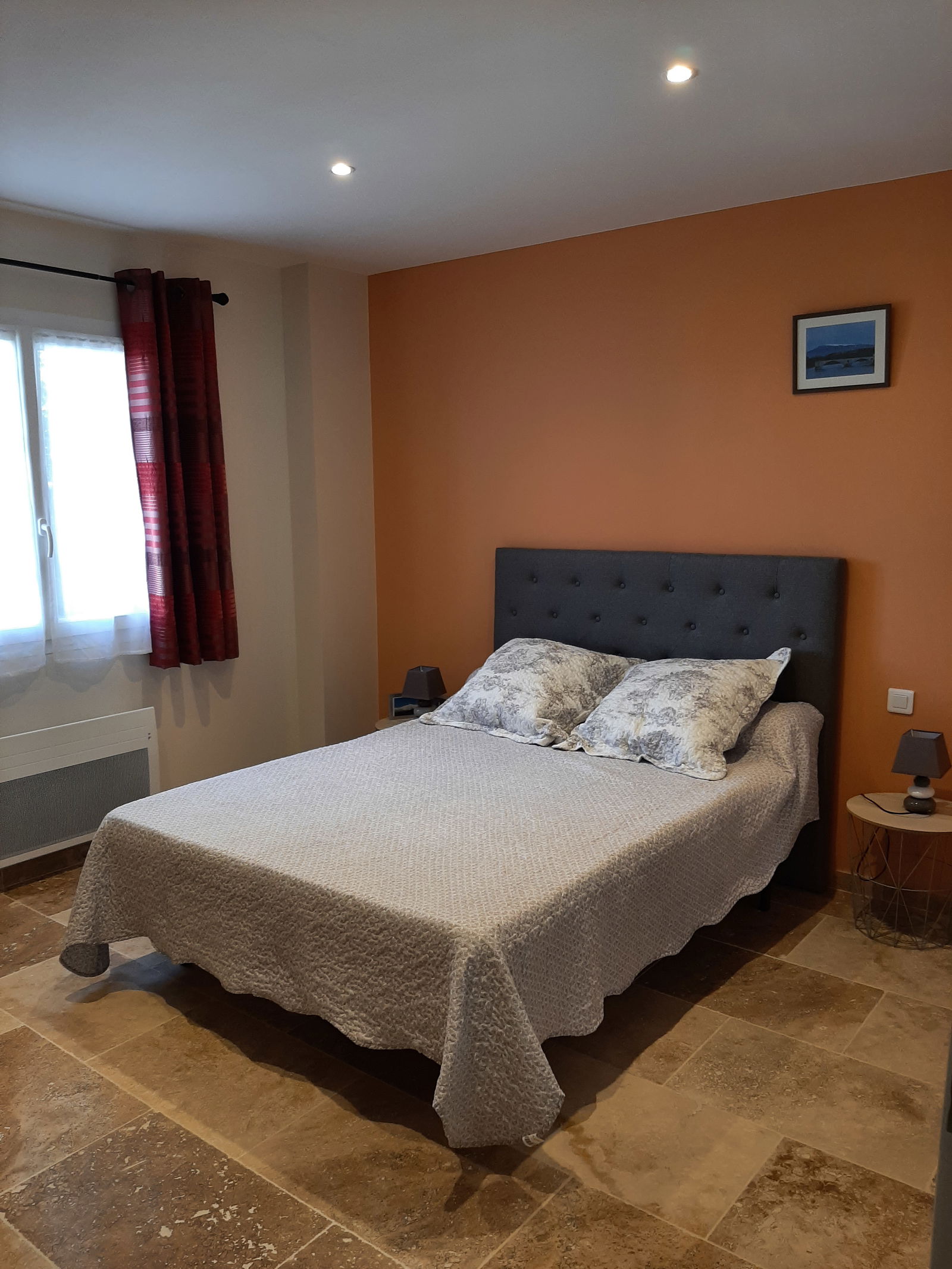 Unabhängiges Studio Mormoiron 266502