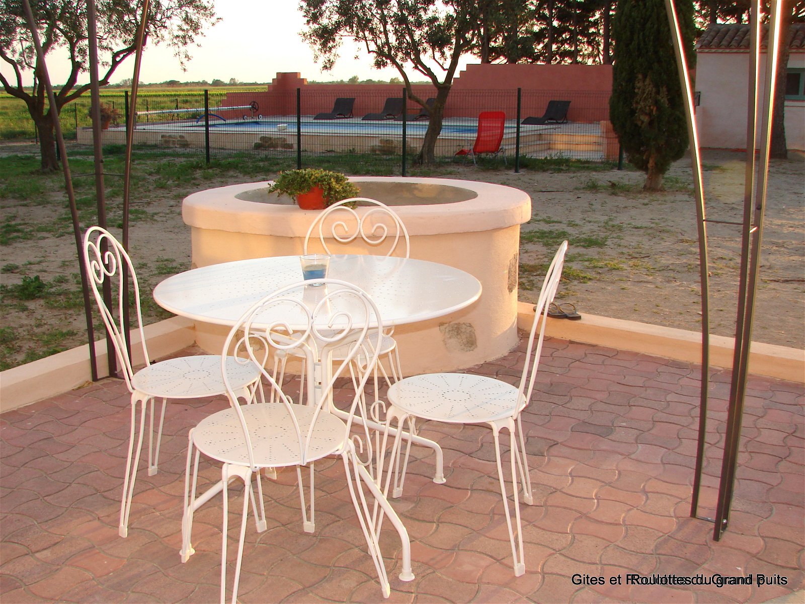 Oberoende Studio Saint-Laurent-d'Aigouze 64900