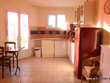 Entire Home Saint-Laurent-D'aigouze 64900-7