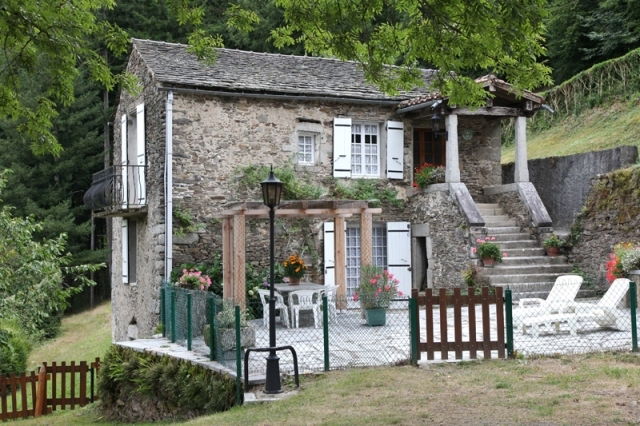 Unabhängiges Studio Lacrouzette 58131