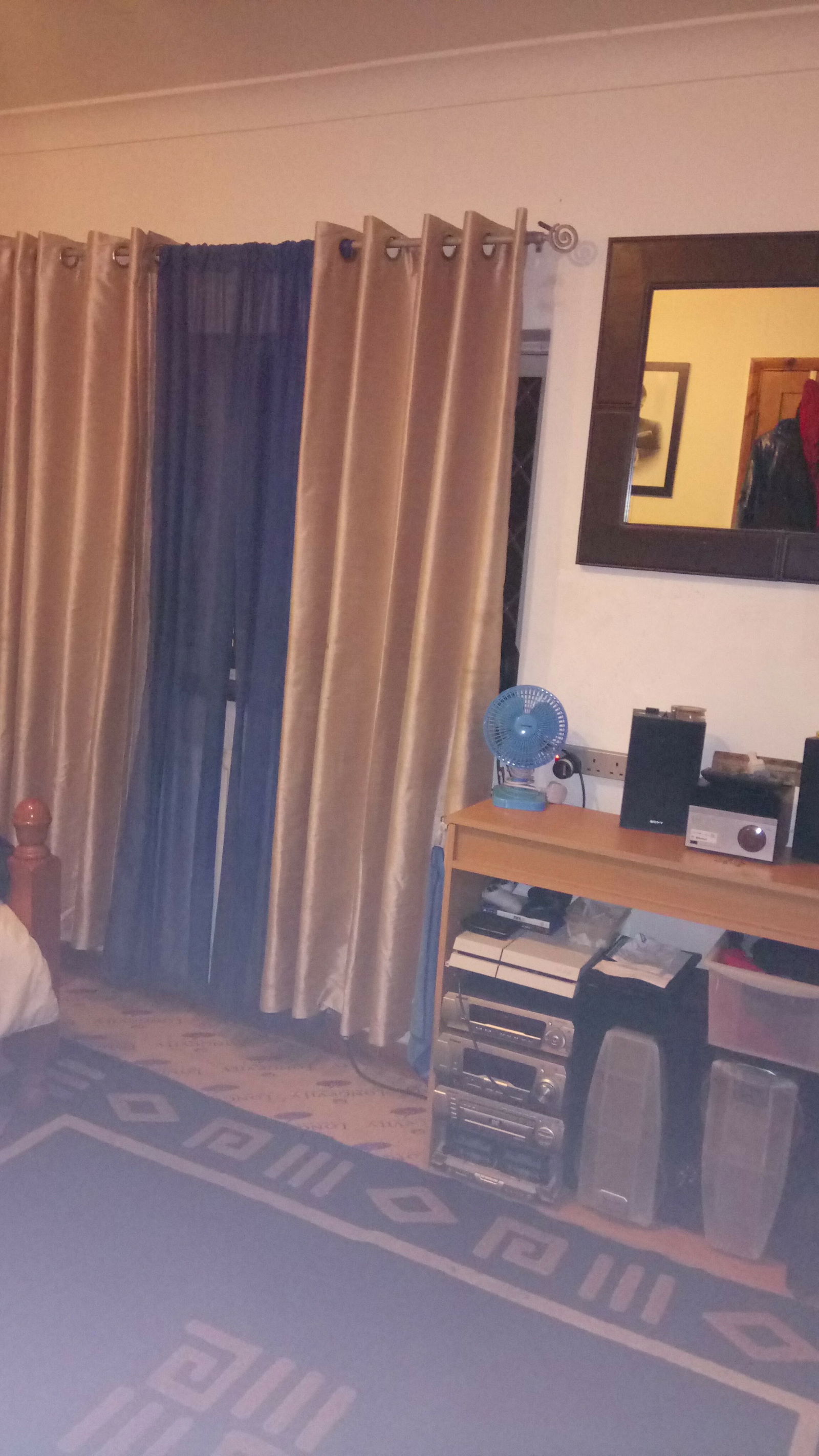 Quedarse En Casa SL2 1JT 205714