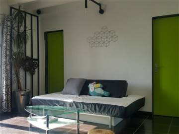 Roomlala | Grand appartement avec jardin et piscine privés