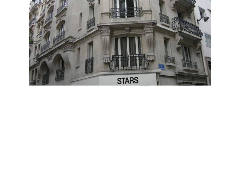 Entire Home Paris 236372-2