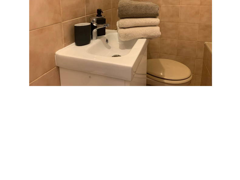 Entire Home Paris 236372-4