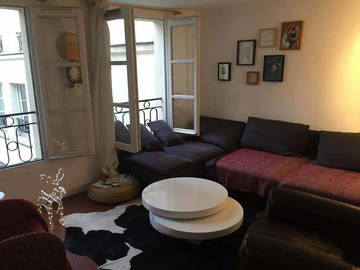 Roomlala | Grande apartamento compartilhado no Marais
