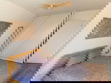 Colocation Nanterre 664182-8