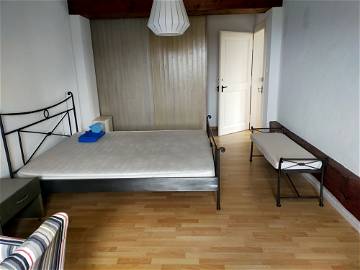 Room For Rent Pampigny 252185