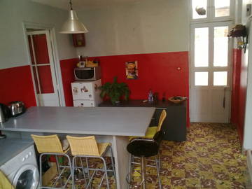 Room For Rent Montaren-Et-Saint-Médiers 76189