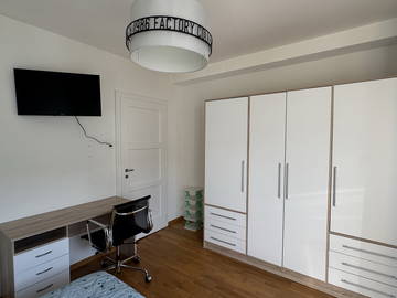 Unterkunft beim Gastgeber zur Miete in Neuchâtel - Foto 3 : Schlafzimmer-3