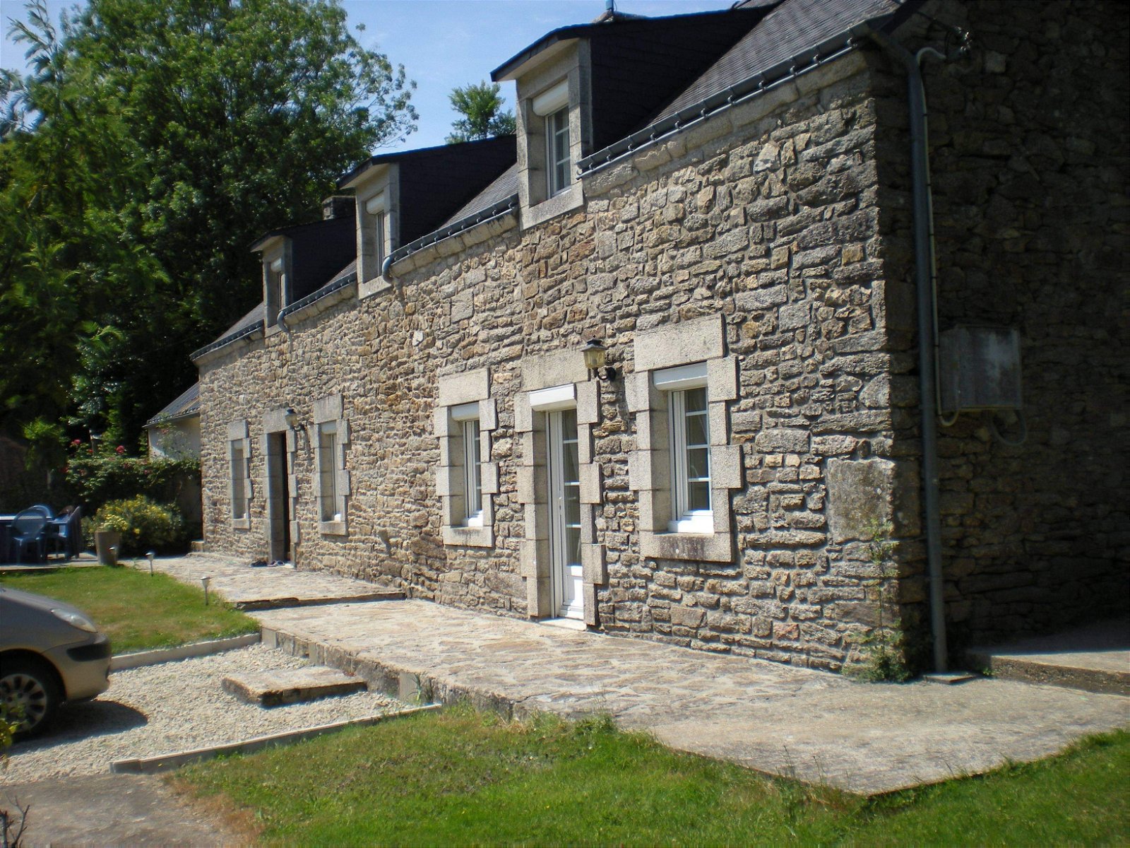 Gastgezin Saint-Jean-Brévelay 244947