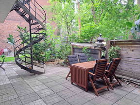 Groot kamer met tuin en terras
