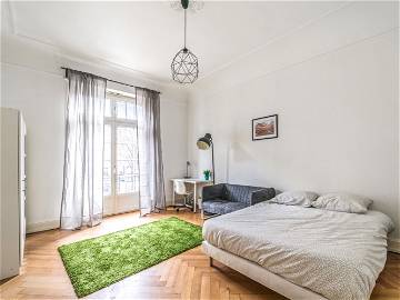 Roomlala | Grande Chambre Chaleureuse - 22m² - ST29