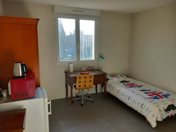 Chambre chez l'habitant à louer à Chartres-De-Bretagne - photo 4 : chambre-4