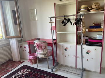Guest room for rent in Écully - photo 2-2