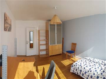 Roomlala | GRANDE CHAMBRE DE 18m² Courdimanche