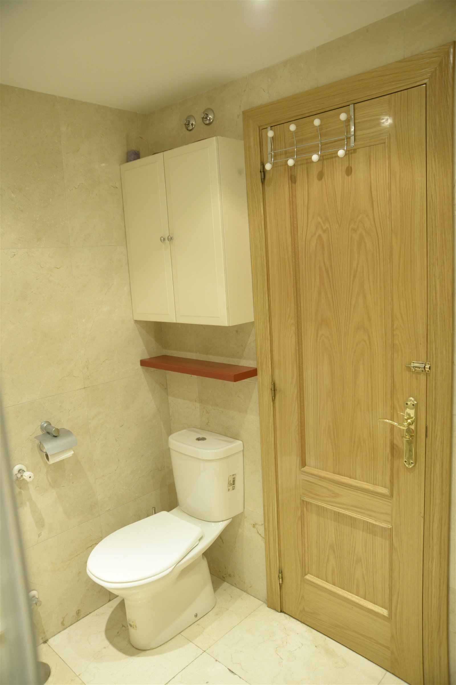 Gaascht Zëmmeren Madrid 102438