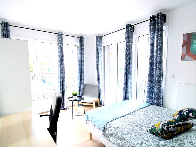 Room In The House Clichy 264939-1
