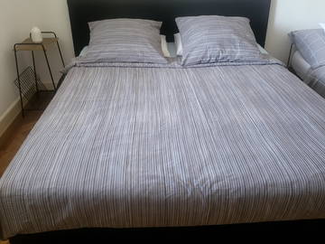 Unterkunft beim Gastgeber zur Miete in Neuchâtel - Foto 1 : Schlafzimmer-1